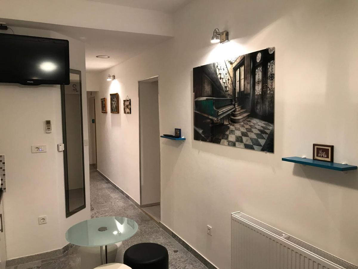 Leptir Hostel Zagreb Bagian luar foto